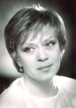 Сколько лет Алисе Фрейндлих